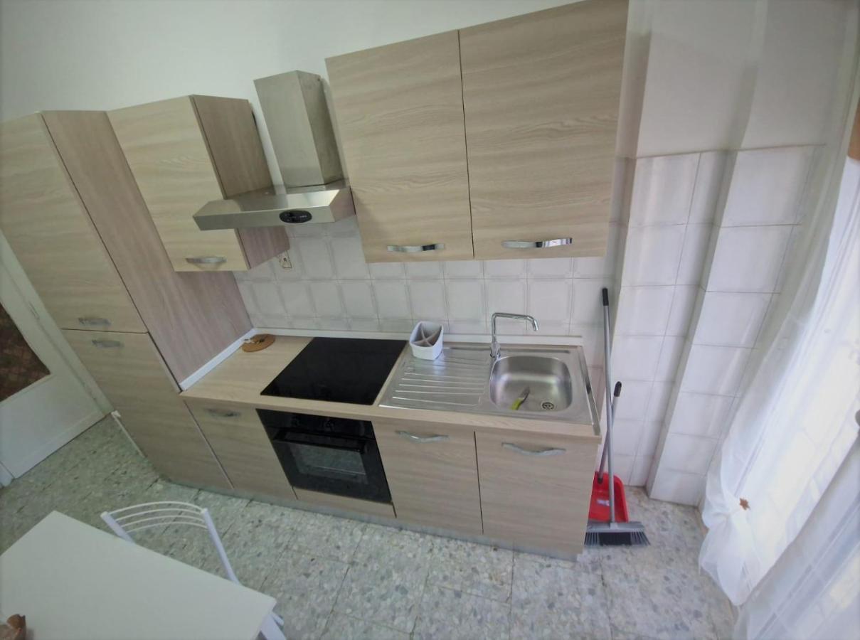 Holiday Home Telese Roma Екстериор снимка